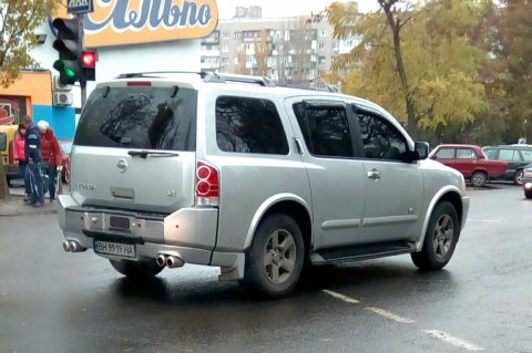Автомобіль із номером BH9919HA