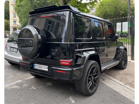 Автомобиль с номером KX0001PP