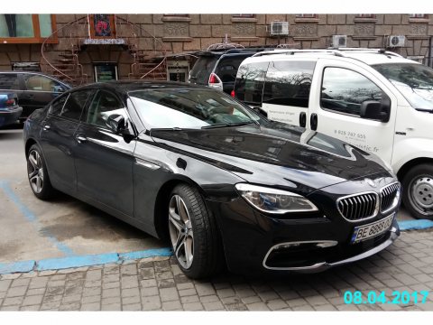 Автомобиль с номером BE8888OO