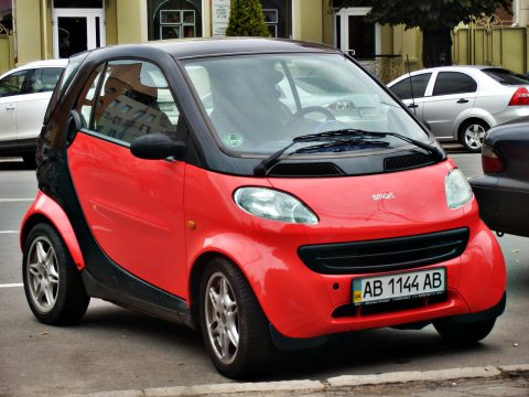 Автомобиль с номером AB1144AB